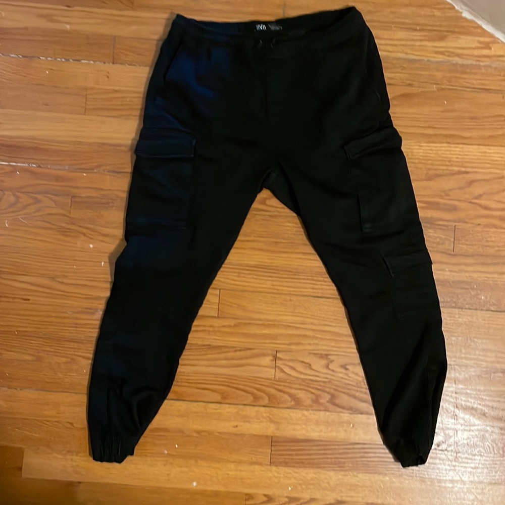 Zara Comfy cargo joggers